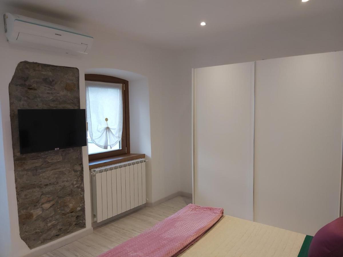 Casa Cimavilla Con Parcheggio Privato Gratuito Crevoladossola Exterior foto